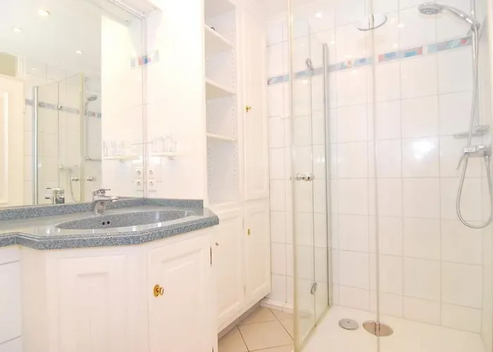 Metropol, Whg 52, Seeseite *